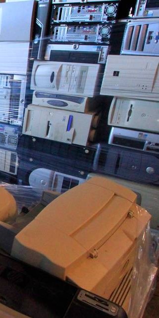 0317_colo_hazardousrecycle2 copia